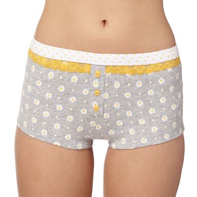 Grey daisy print shorts